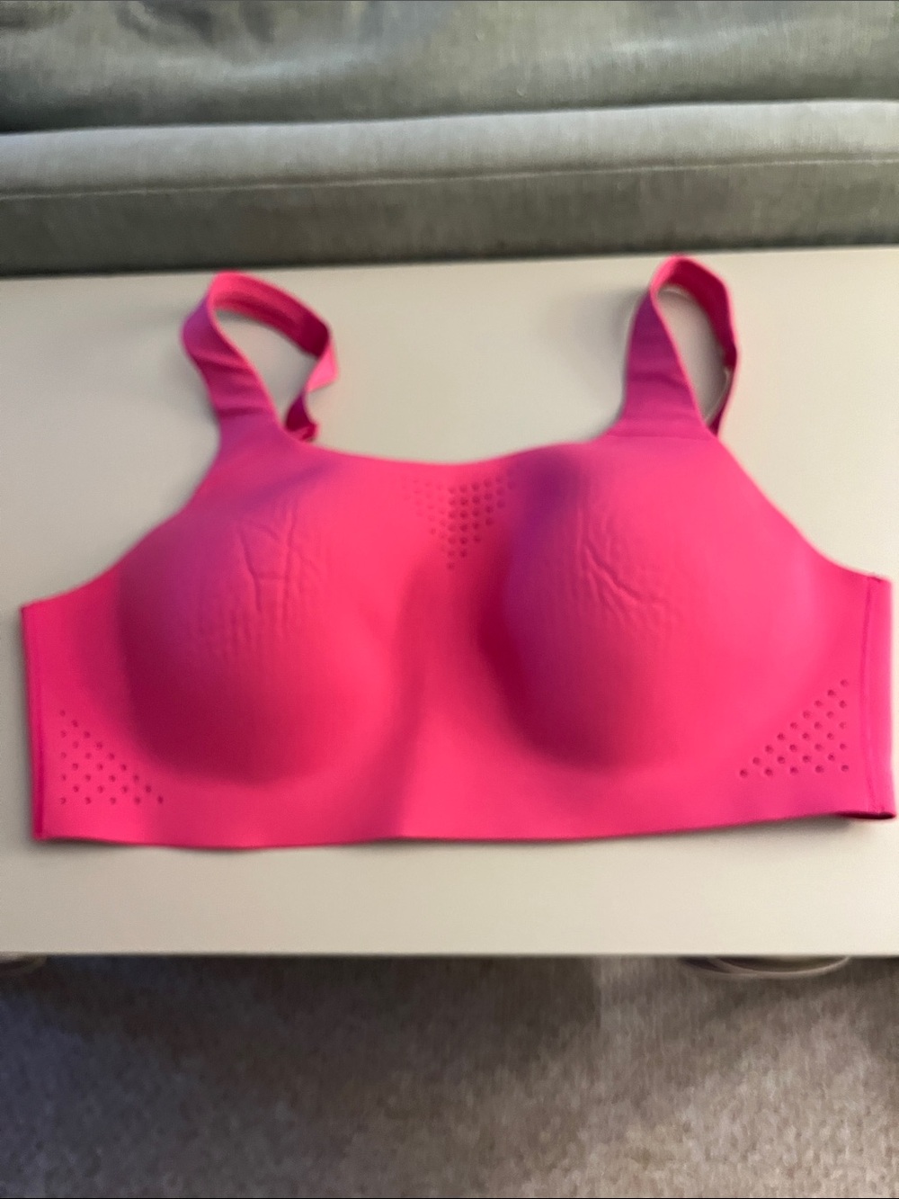 Victoria's Secret Vibrant Pink Wireless Seamless Sports Bra